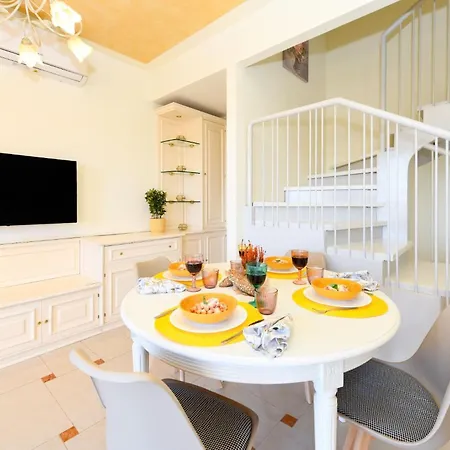 Apartment Desenzanoloft Official Partner Marriott Homes & - Eden View And Privat Renovated In 2025 Sirmione