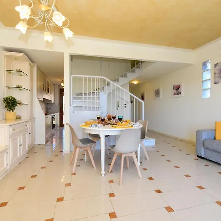 Desenzanoloft Official Partner Marriott Homes & - Eden View And Privat Renovated In 2025